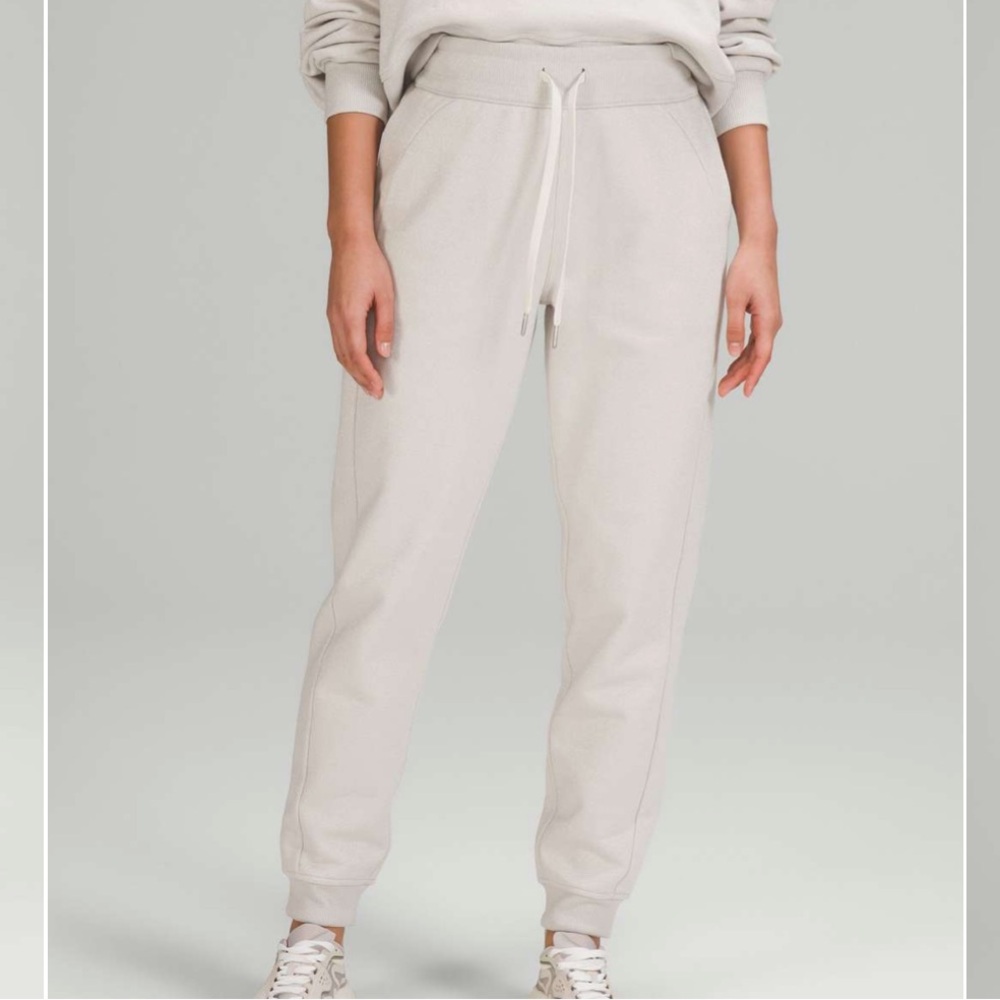 Lululemon Scuba High Rise Jogger Sparkle in White Size 10